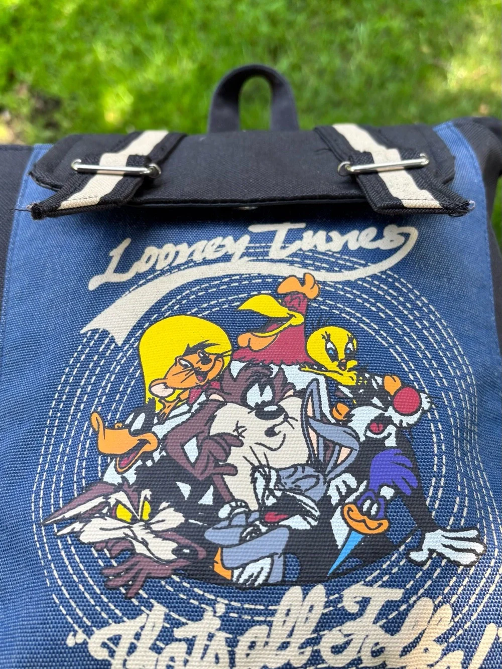 Vintage 1996 Looney Tunes Mini Backpack “That’s All Folks!” Bugs Taz Tweety